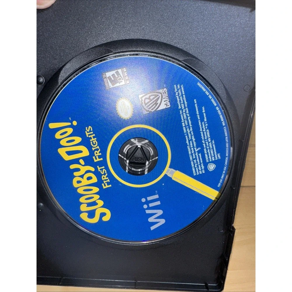 Scooby-Doo First Frights (Nintendo Wii, 2009) Basically Disk Only